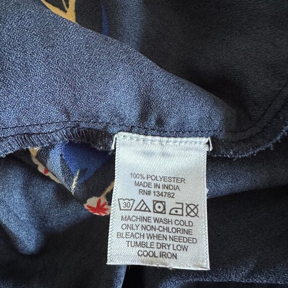 Of the shoulder dark floral stretch waist blouse size medium girly flowy - Picture 6 of 7